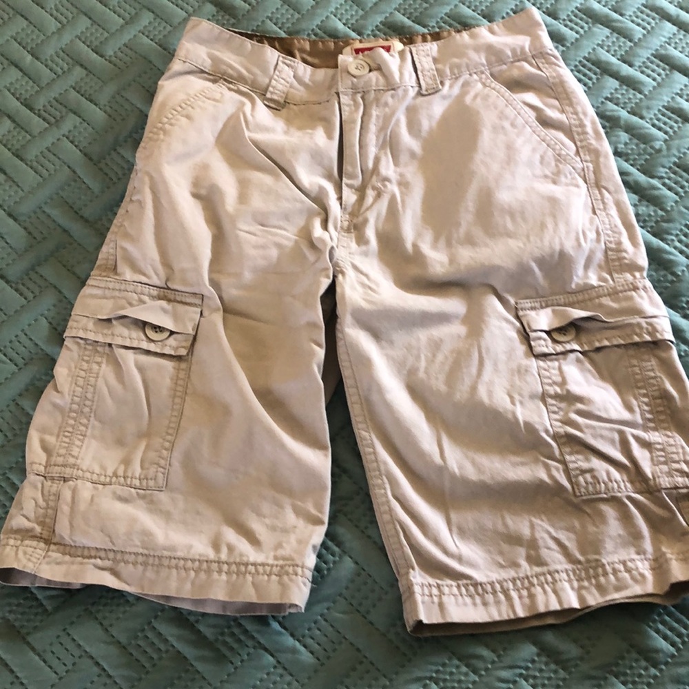 Levi’s Khaki Cargo Shorts.